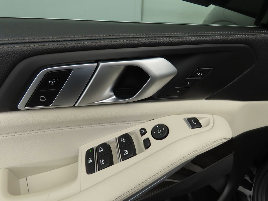 Used 2019 BMW X5 xDrive40i w/ Premium Package 2 image 23