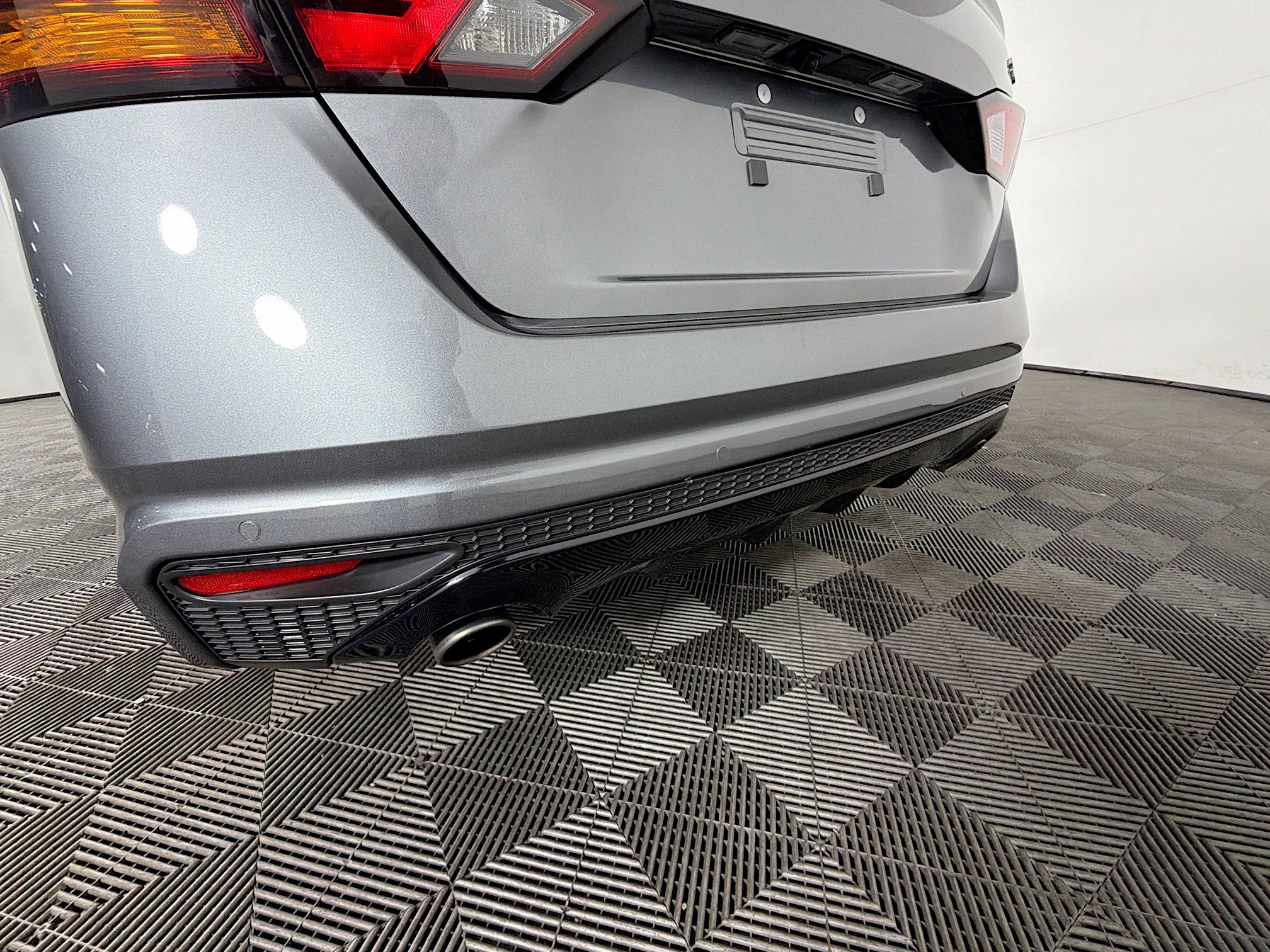 Used 2024 Nissan Altima 2.5 SR image 32