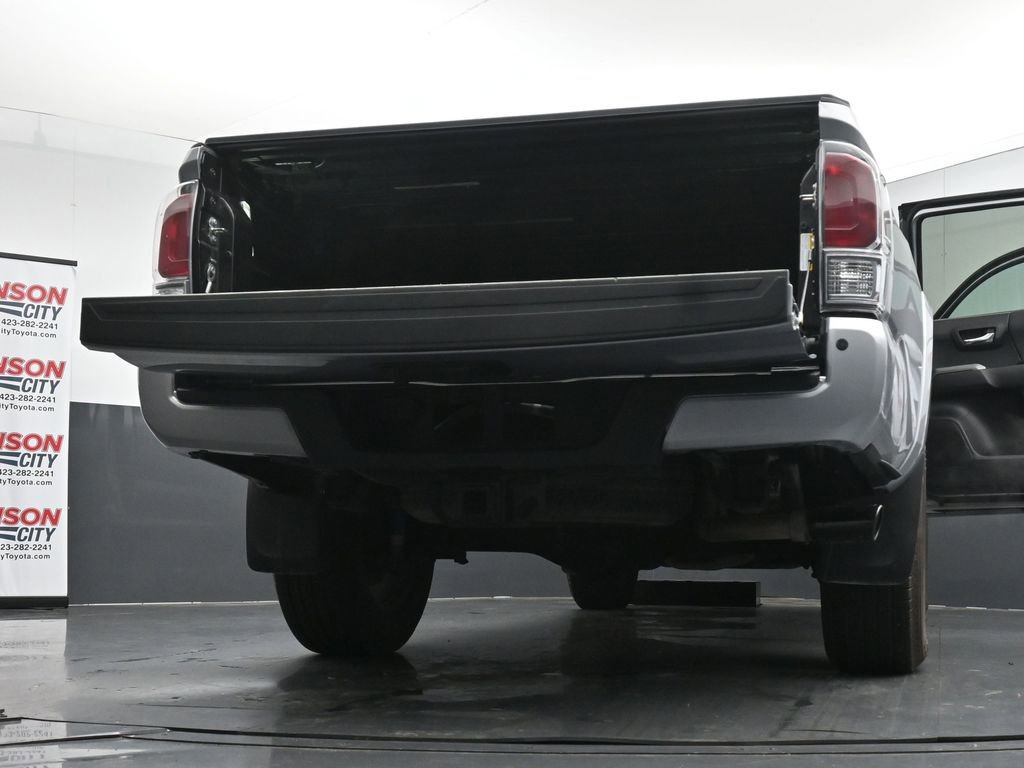 Used 2020 Toyota Tacoma TRD Sport w/ Technology Package image 41