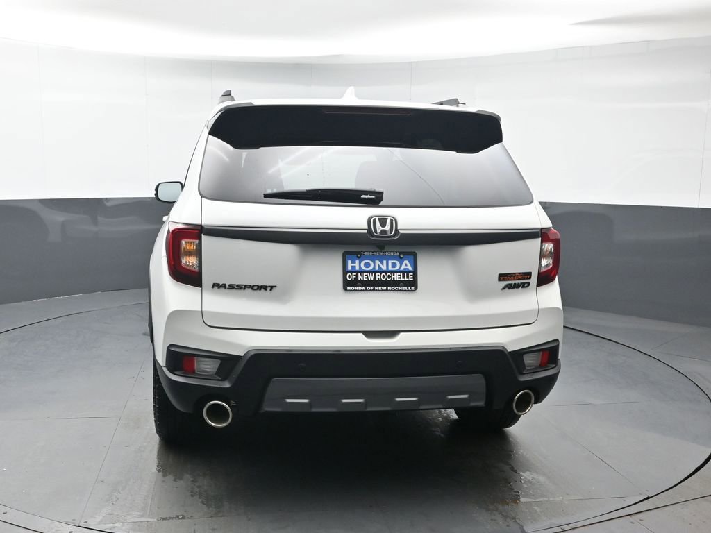 Used 2023 Honda Passport TrailSport image 5