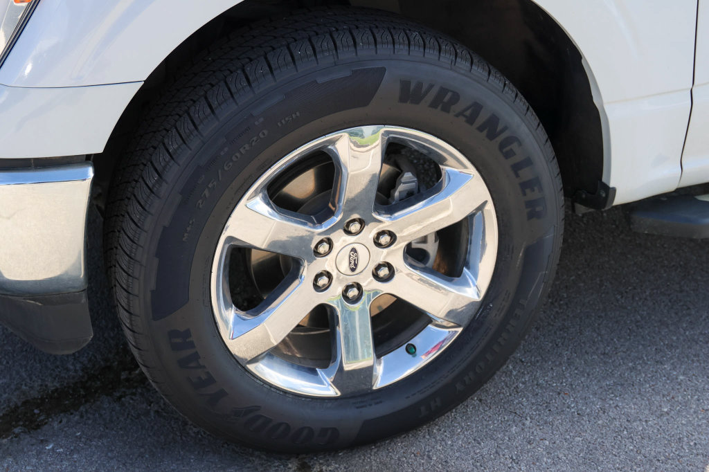 Used 2022 Ford F150 XLT w/ Equipment Group 302A High AWD/4WD image 7