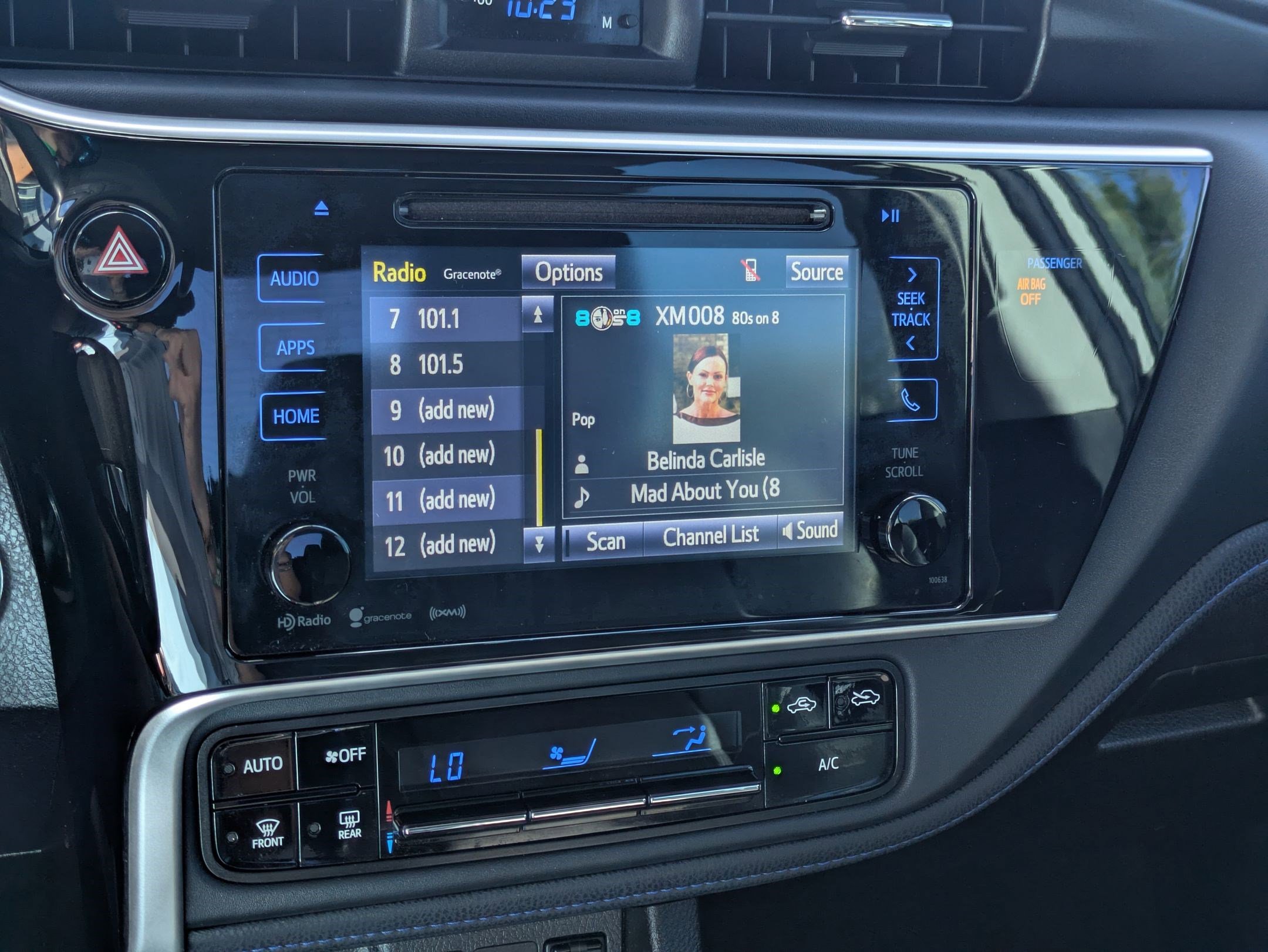 Used 2019 Toyota Corolla SE FWD image 25