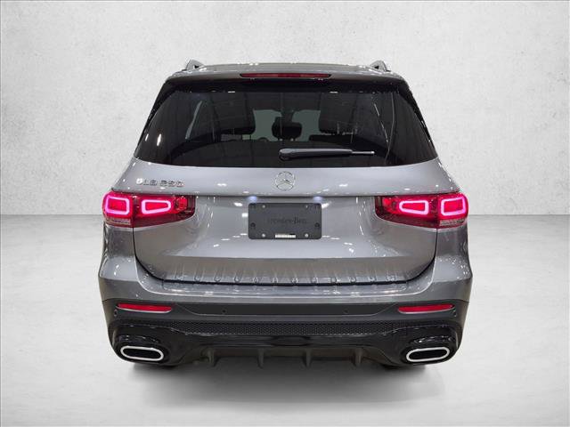 Used 2022 Mercedes-Benz GLB 250 image 7