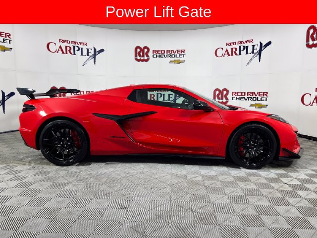 Used 2026 Chevrolet Corvette Z06 RWD image 10
