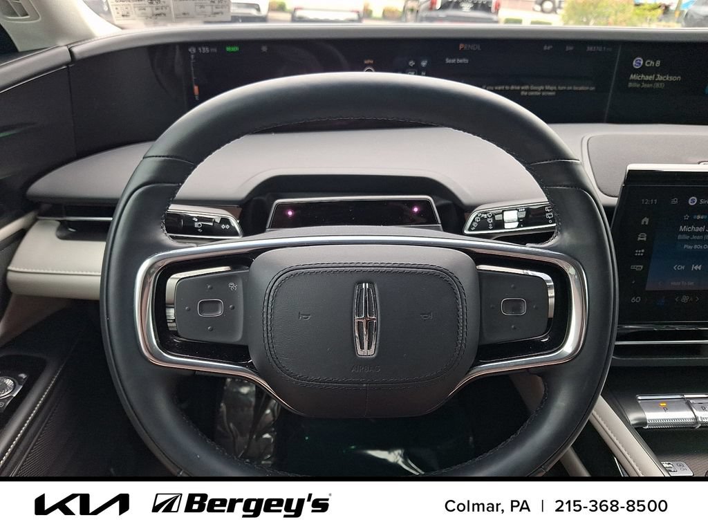 Used 2024 Lincoln Nautilus Premier AWD/4WD image 21
