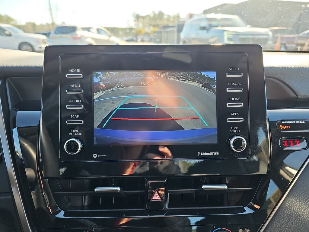 Used 2024 Toyota Camry SE image 27