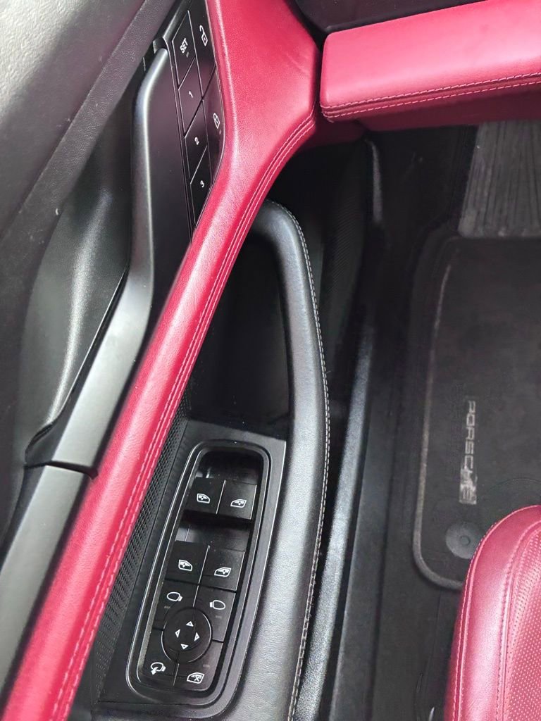Used 2023 Porsche Taycan RWD image 25