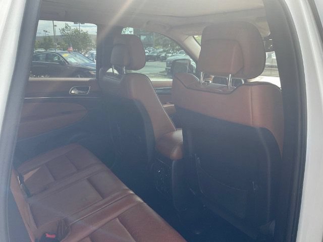 Used 2013 Jeep Grand Cherokee Overland Summit AWD/4WD image 13