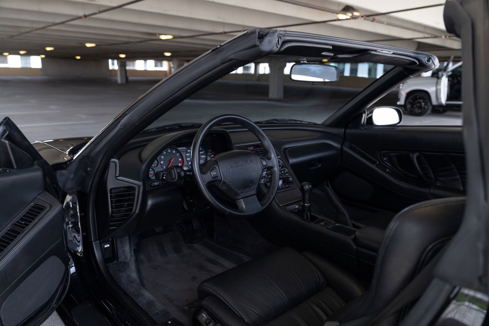 Used 1995 Acura NSX T RWD image 3