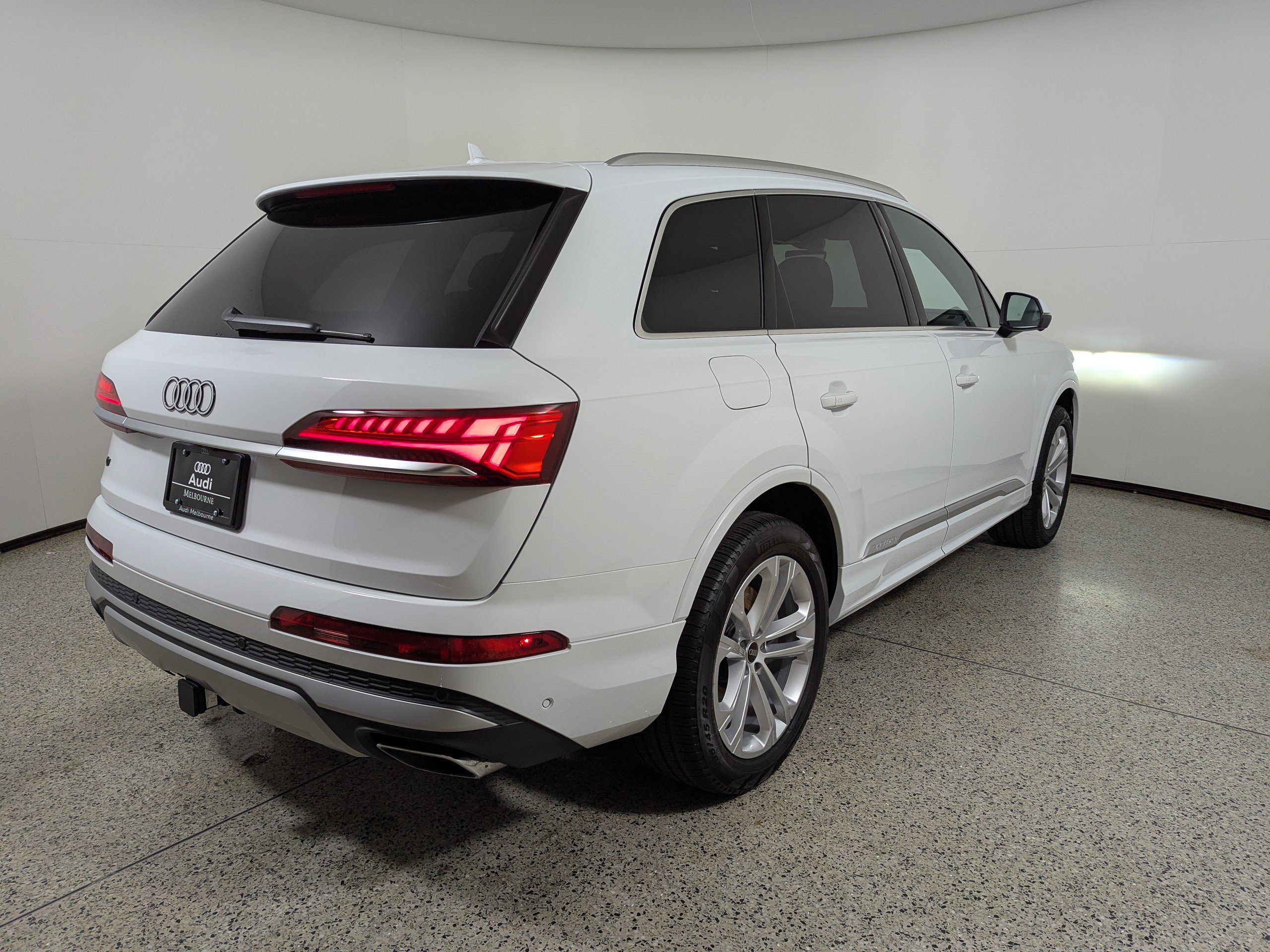 Certified 2025 Audi Q7 3.0T Premium image 12