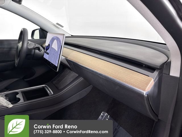 Used 2021 Tesla Model Y Long Range image 30