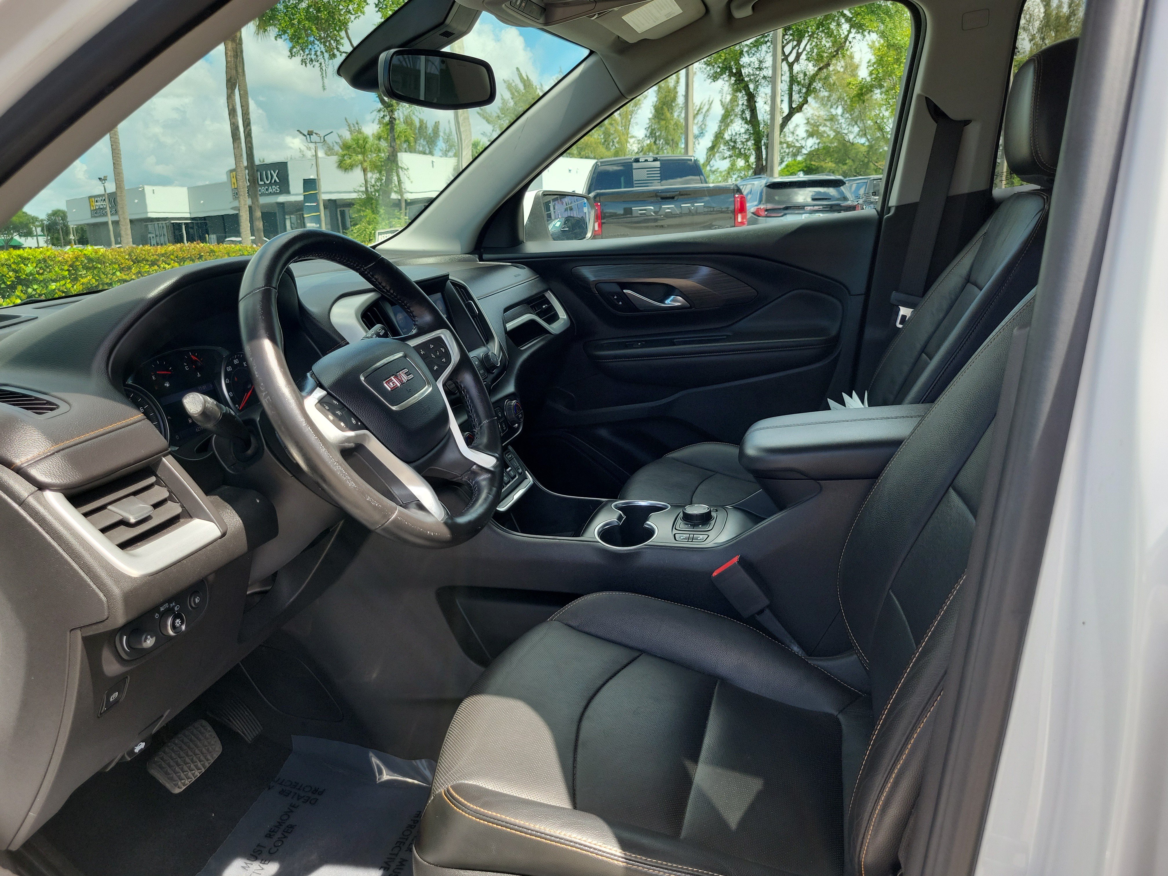 Used 2020 GMC Terrain SLT w/ Preferred Package AWD/4WD image 11