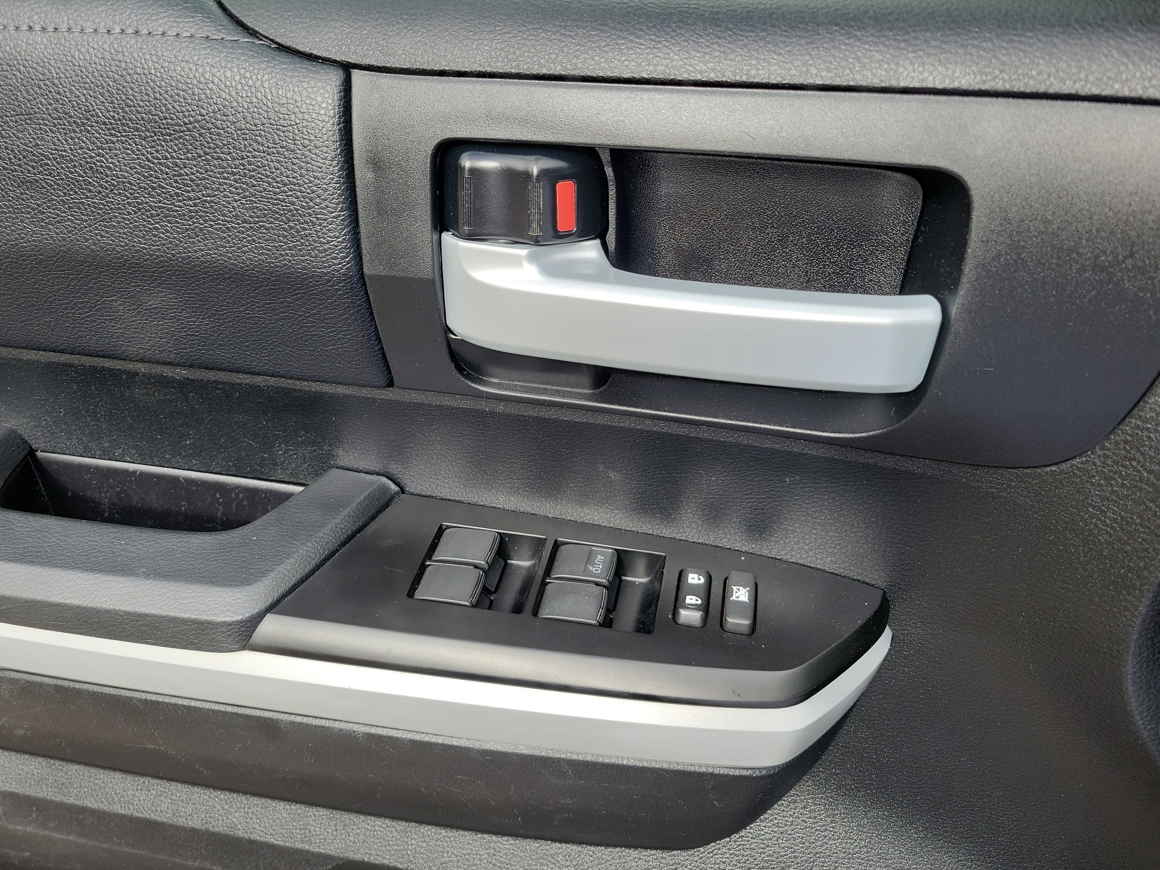 Used 2021 Toyota Tundra SR5 w/ SR5 Leather Package image 20