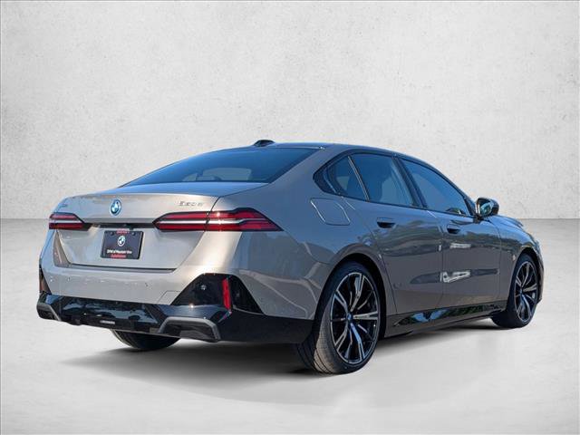 New 2026 BMW 550e xDrive AWD/4WD image 2