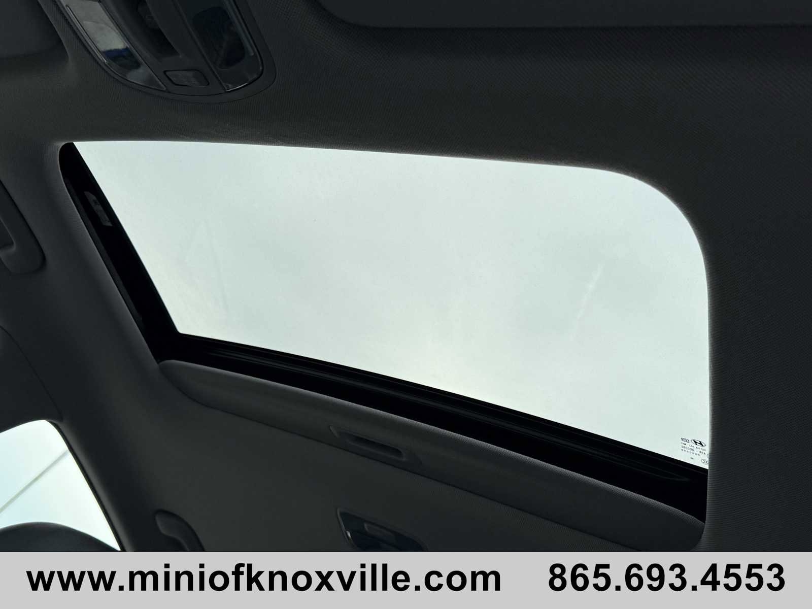 Used 2018 Hyundai Ioniq Limited w/ Limited Ultimate Package 03 image 27