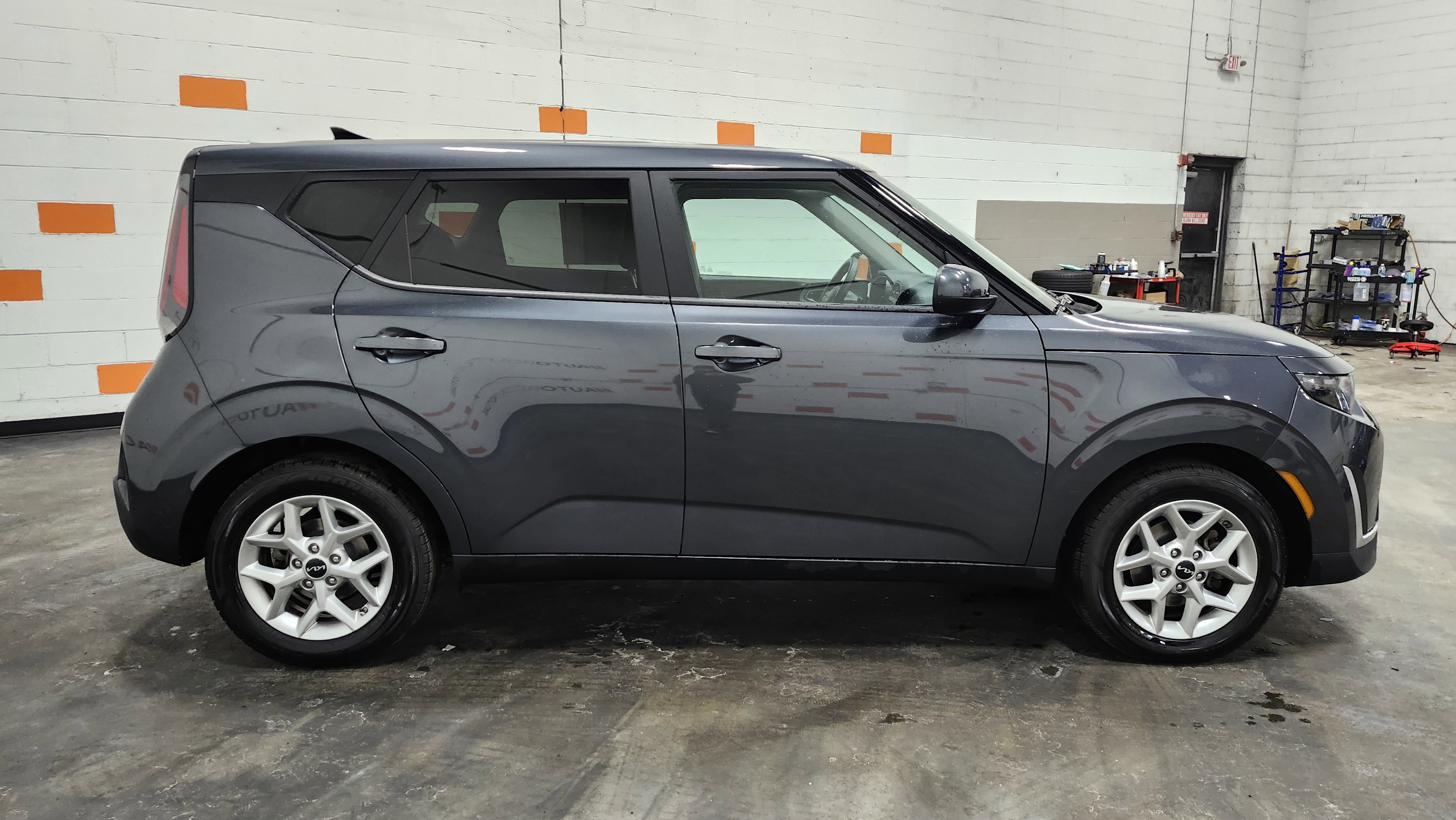 Used 2024 Kia Soul LX w/ Option Group 015 image 17