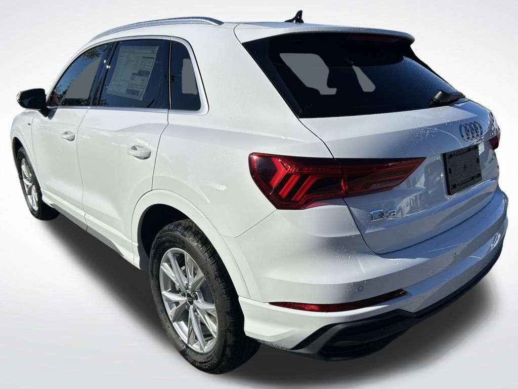 New 2025 Audi Q3 2.0T Premium image 2