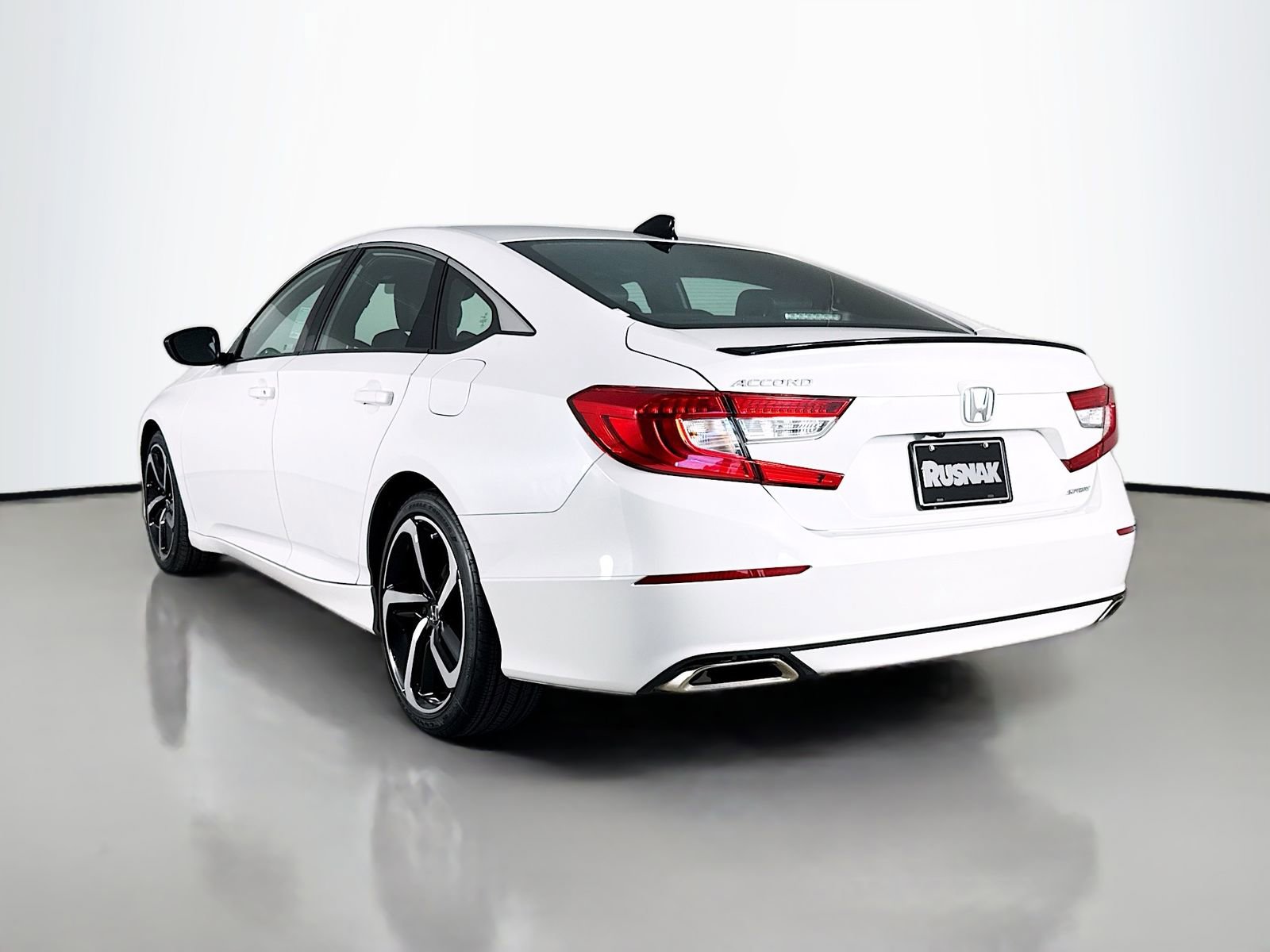 Used 2022 Honda Accord Sport image 5