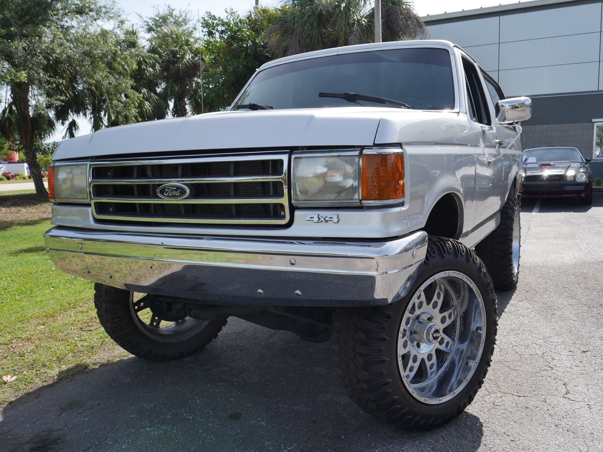 Used 1990 Ford Bronco AWD/4WD image 15