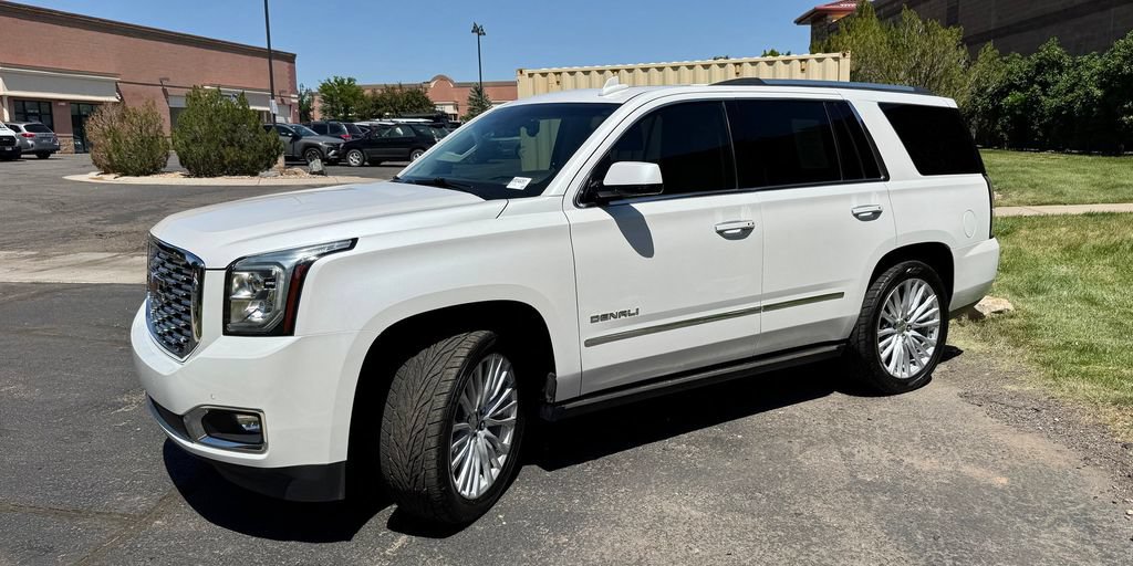 Used 2019 GMC Yukon Denali w/ Denali Ultimate Package AWD/4WD image 4
