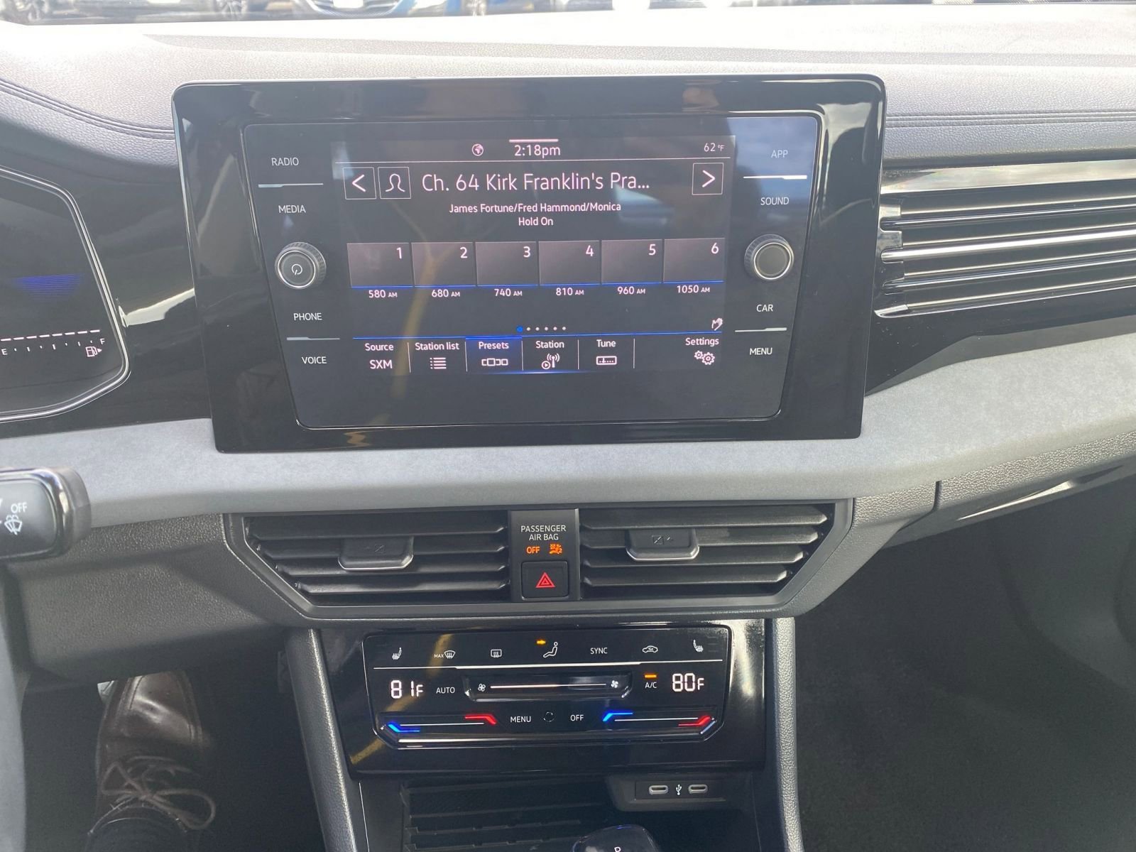 Used 2025 Volkswagen Jetta SE image 18