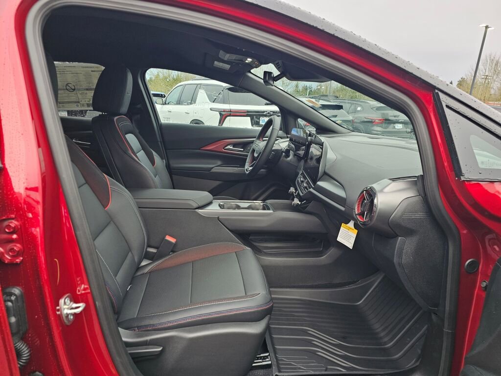 New 2026 Chevrolet Equinox EV RS FWD image 31