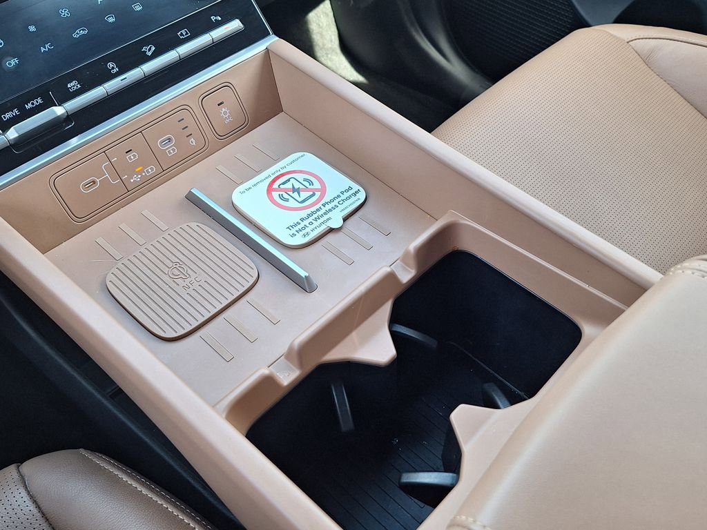 New 2025 Hyundai Santa Fe Limited image 28