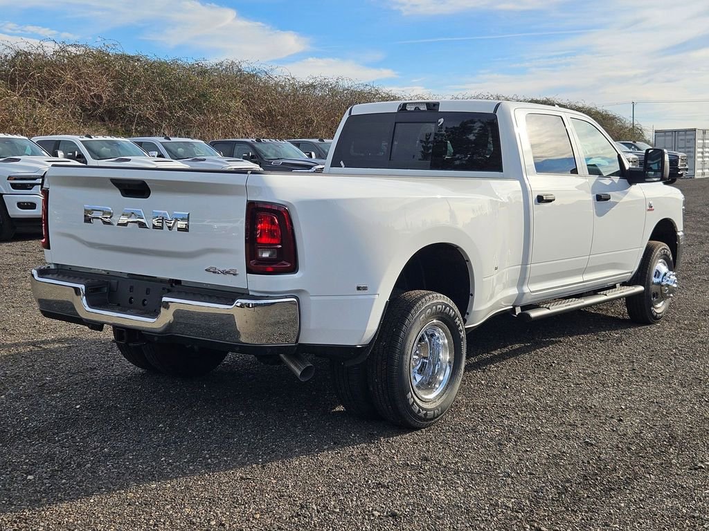 New 2026 RAM 3500 Tradesman AWD/4WD image 7