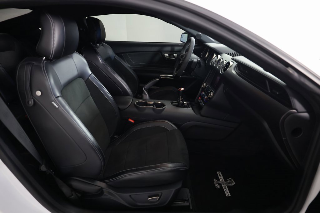 Used 2016 Ford Mustang Shelby GT350 w/ Technology Package image 10