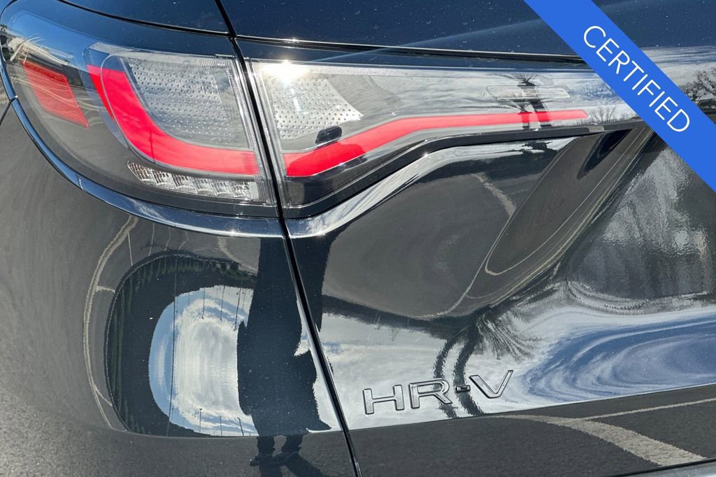 Certified 2025 Honda HR-V LX image 30
