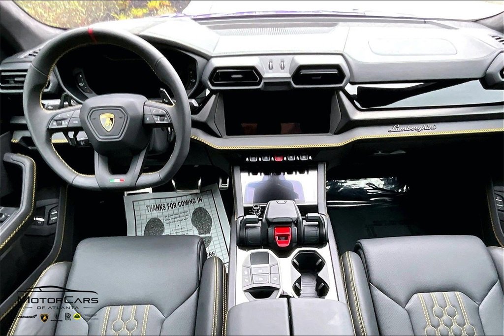 Used 2025 Lamborghini Urus SE image 14