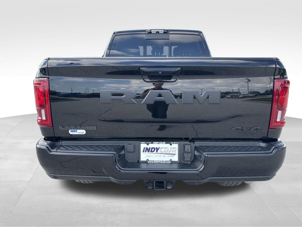 New 2026 RAM 2500 Laramie AWD/4WD image 5