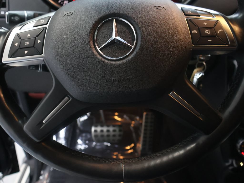 Used 2016 Mercedes-Benz G 63 AMG 4MATIC image 18