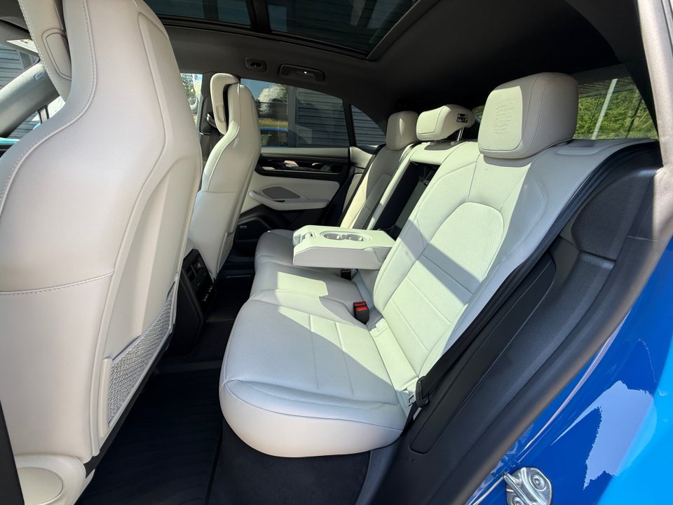 New 2026 Porsche Macan 4 Electric AWD/4WD image 20