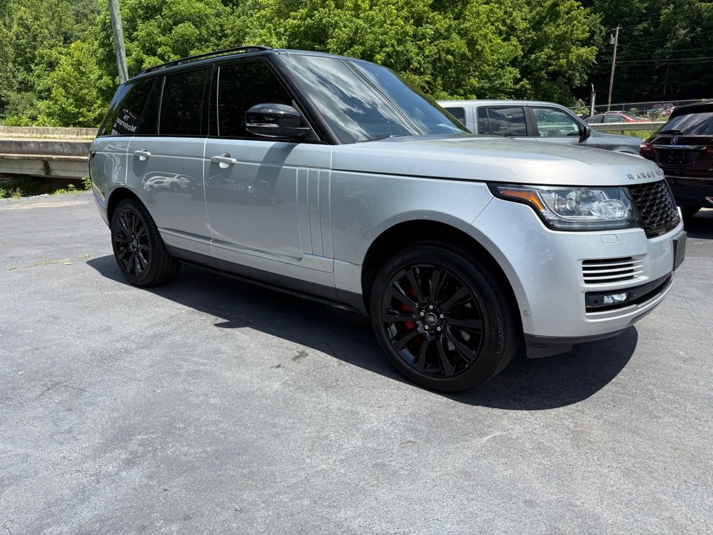 Used 2015 Land Rover Range Rover Supercharged image 9