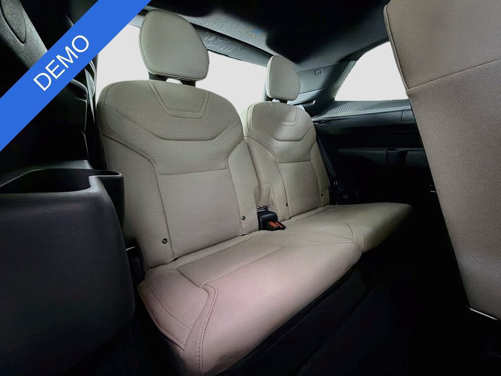 Used 2026 Volvo EX90 Plus RWD image 34
