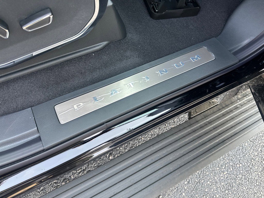 New 2025 Ford F150 Platinum w/ Equipment Group 702A High image 8