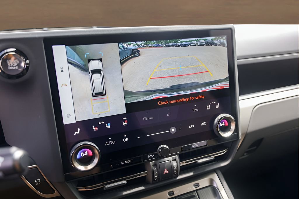 Used 2024 Lexus GX 550 AWD/4WD image 16