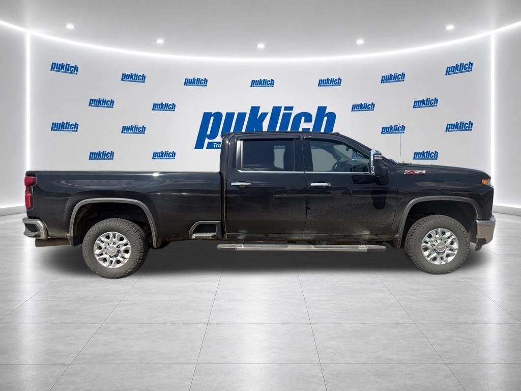 Certified 2022 Chevrolet Silverado 3500 LTZ w/ LTZ Convenience Package AWD/4WD image 8