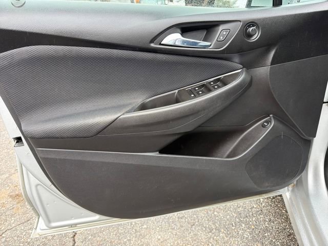 Used 2016 Chevrolet Cruze LT image 12