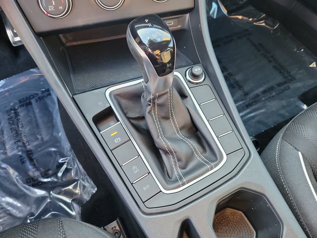Certified 2024 Volkswagen Jetta Sport FWD image 25