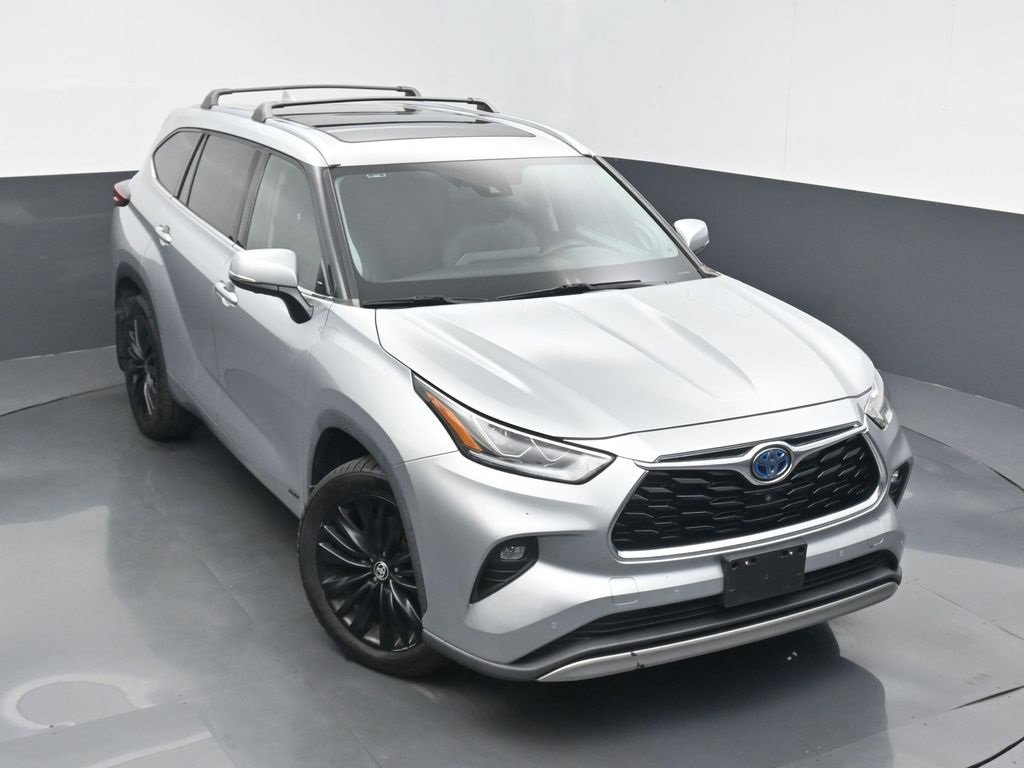 Used 2021 Toyota Highlander Platinum image 33