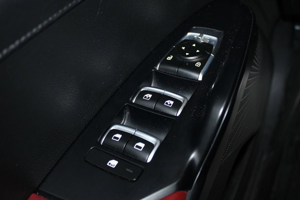 Used 2023 Kia K5 GT-Line image 40