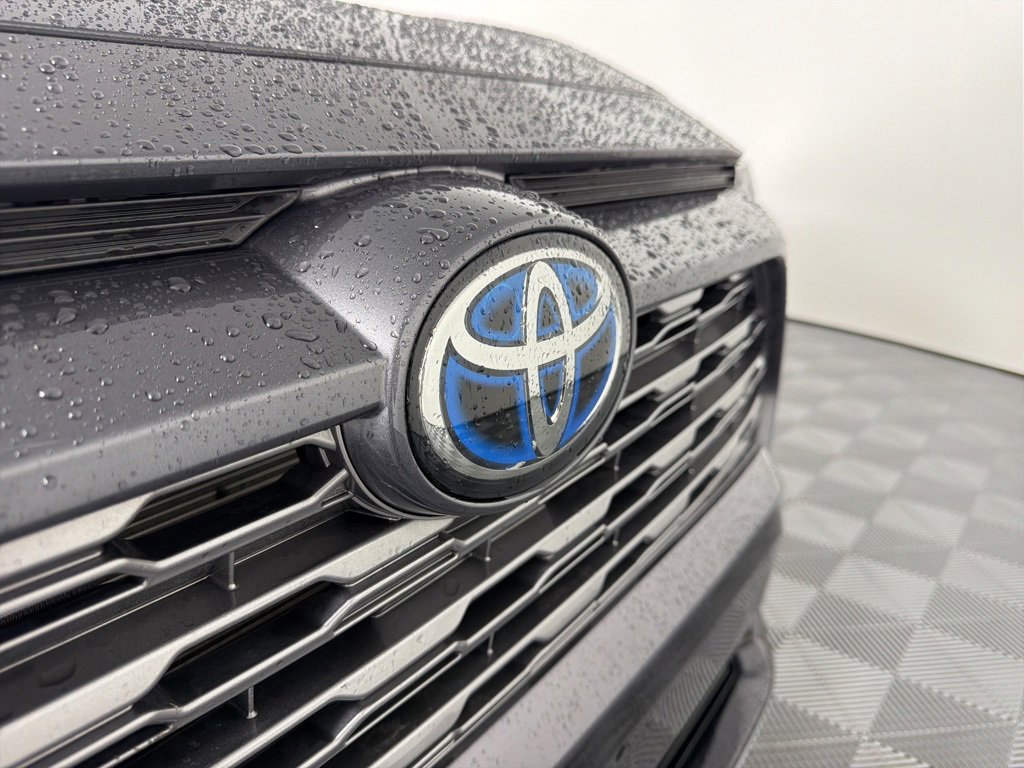 Used 2021 Toyota RAV4 XSE image 12