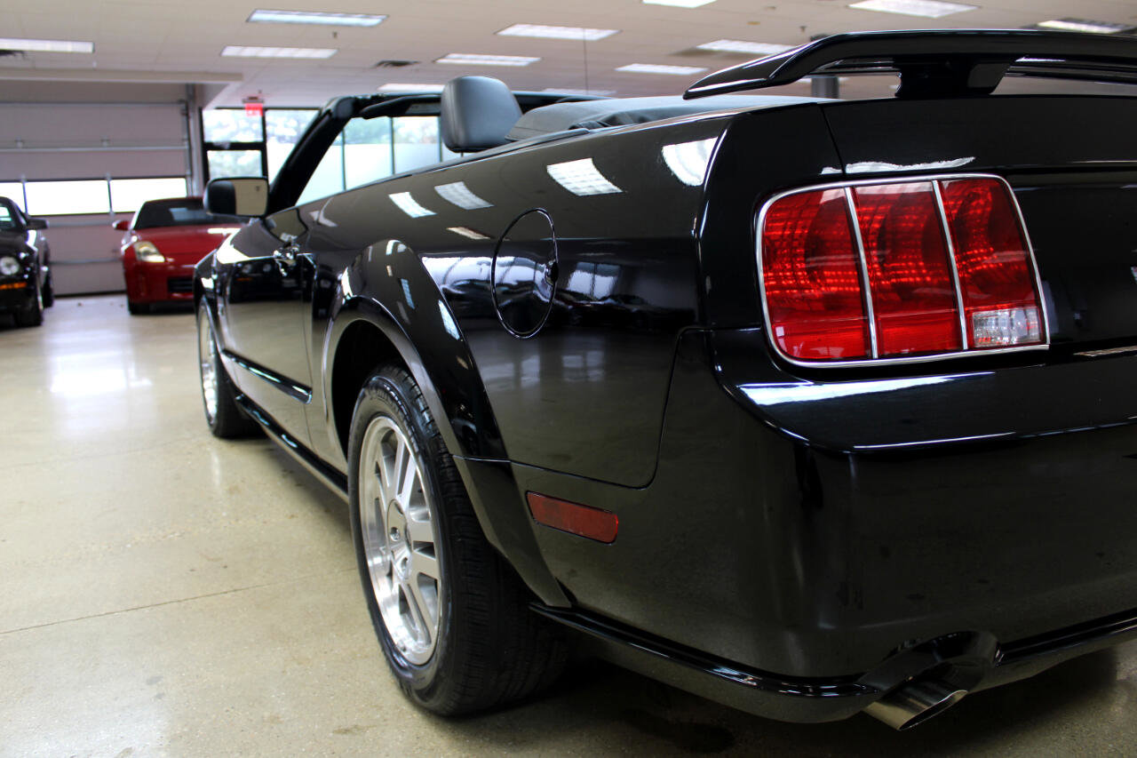 Used 2005 Ford Mustang GT image 25