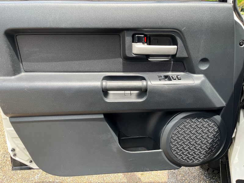 Used 2014 Toyota FJ Cruiser 4WD w/ Convenience Package image 6