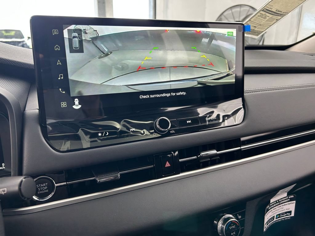New 2026 Mitsubishi Outlander SE FWD image 21
