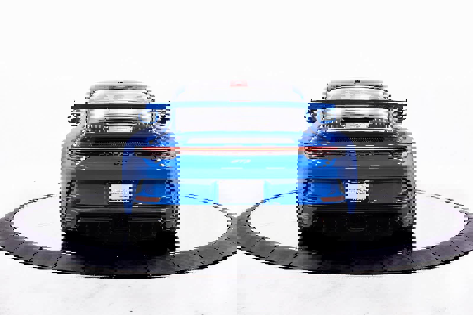 Certified 2022 Porsche 911 GT3 image 6