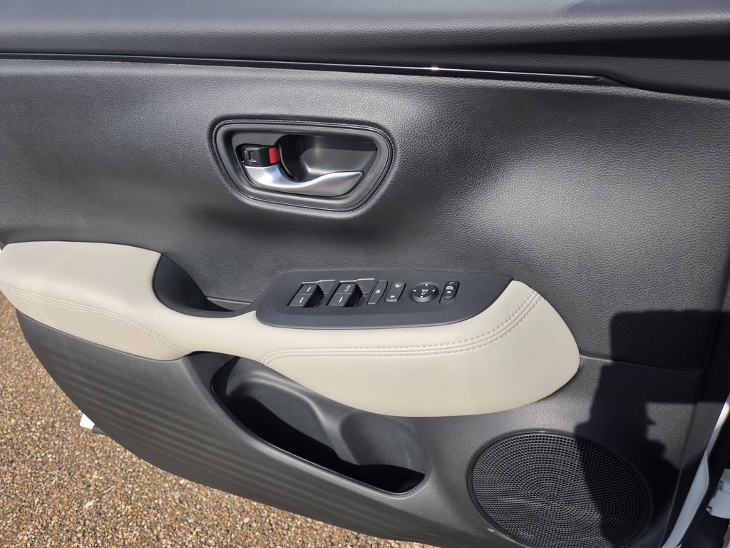 New 2027 Honda HR-V LX image 15