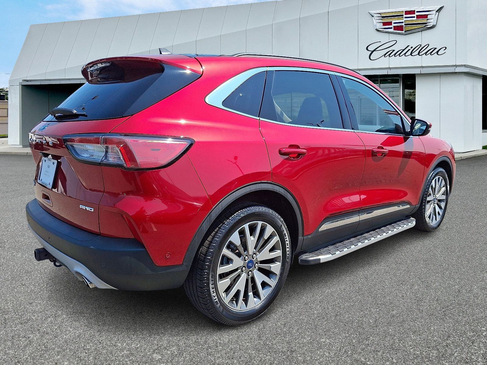 Used 2020 Ford Escape Titanium image 6